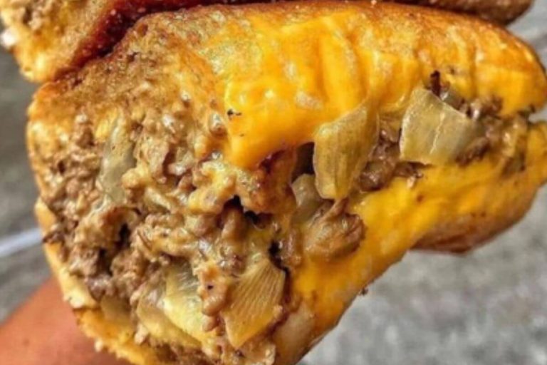 PHILLY CHEESESTEAK SLOPPY JOES RECIPE