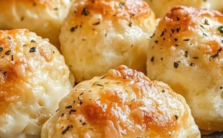 Baked Garlic Butter Cheese Bites