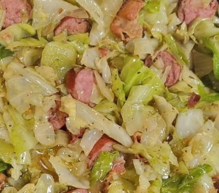 Fried Cabbage with Bacon and Onion