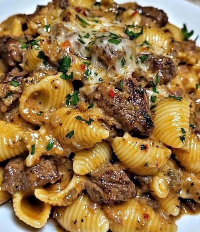 Creamy Paprika Steak Shells