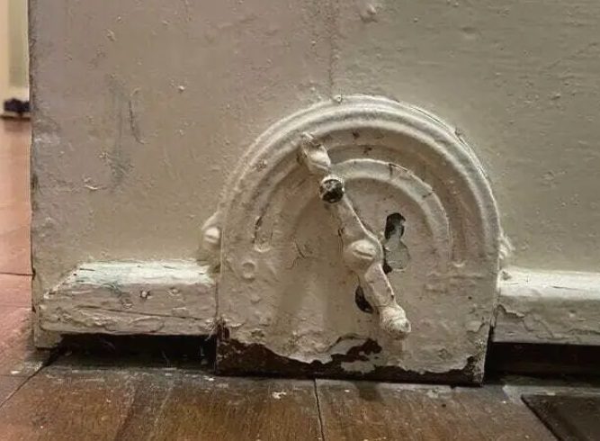 The Simple Charm of Old Damper Controls