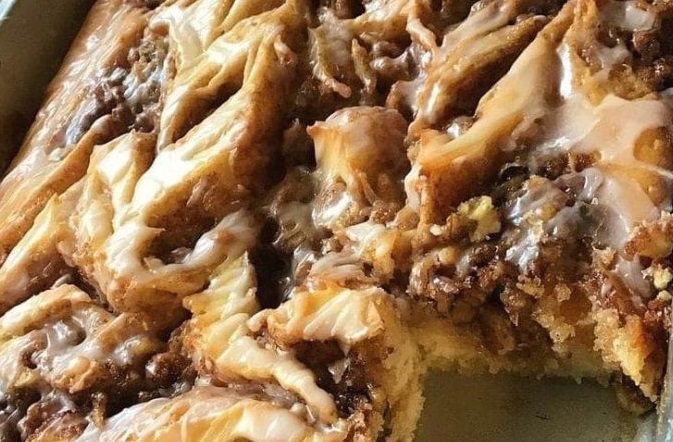 Cinnabon Cinnamon Roll Cake