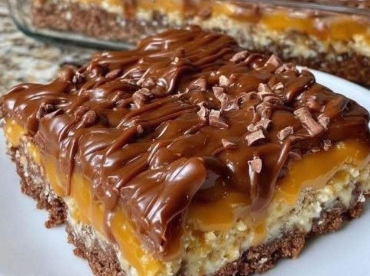 Chocolate Caramel Pretzel Bars