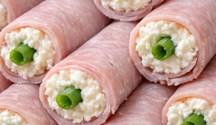 My aunt brought a platter of these to the cookout and the men completely demolished them before we even sat down. You only need 3 ingredients to make them.